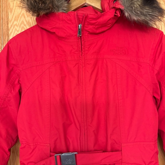 The North Face Women’s size small red park jacket - Picture 5 of 15